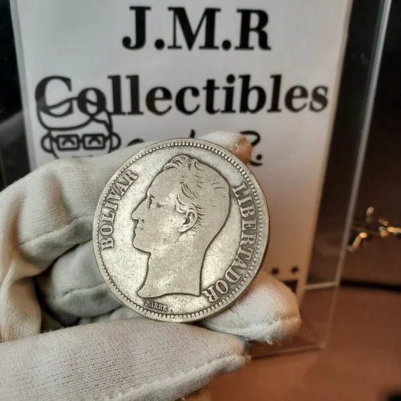 Circulated 1935 VENEZUELA 5 BOLIVARES .900 Silver Crown CoinY#24.2
